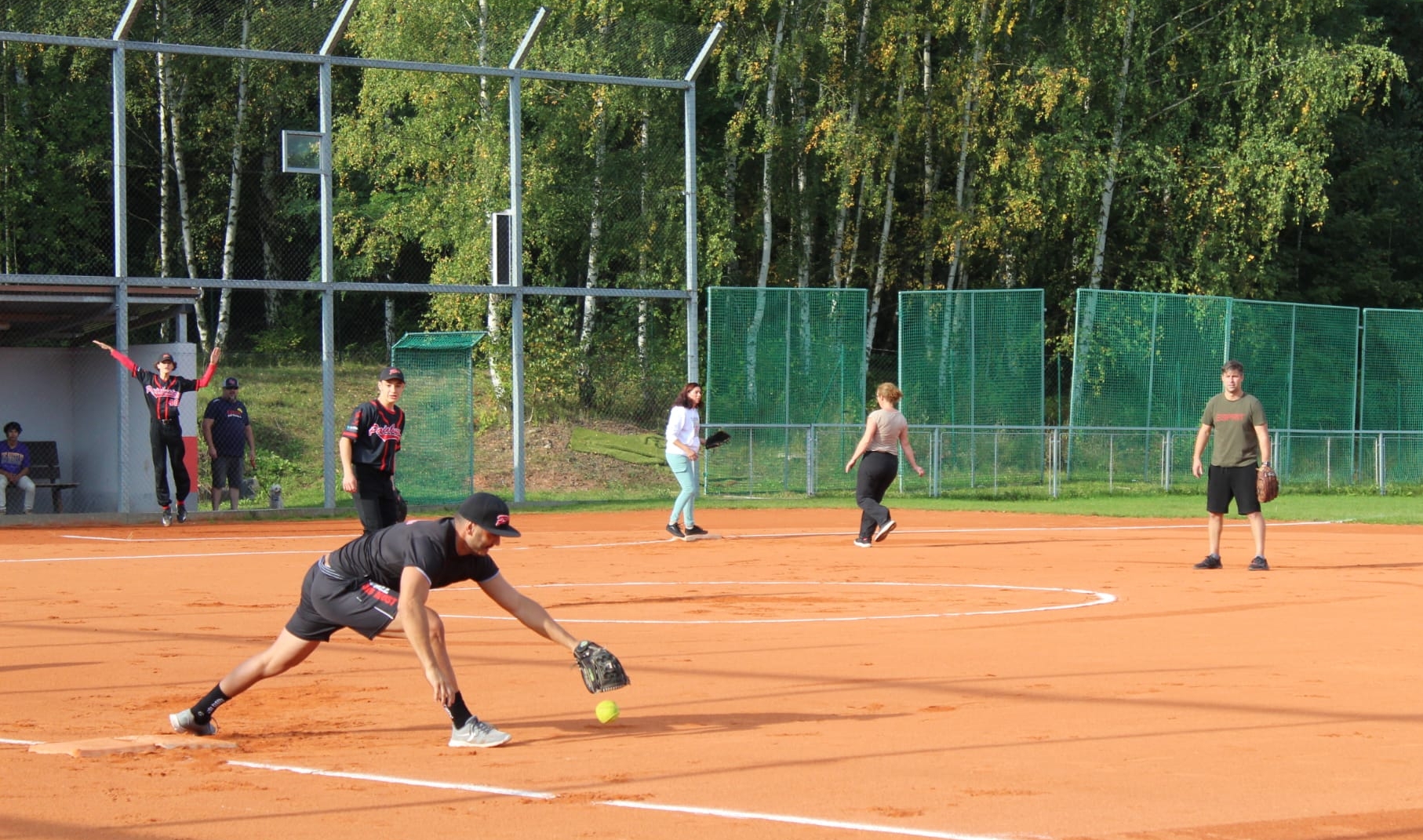 FOTO: V Mostě se oslavil den softballu