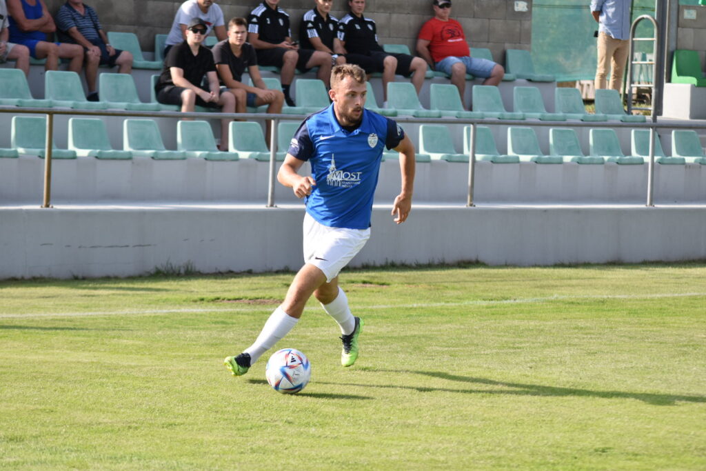 FOTBAL: Most do Velvar neodcestoval. Utkání je odloženo