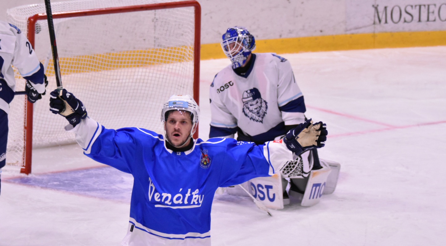 HOKEJ: Most padl v divoké přestřelce s Benátkami