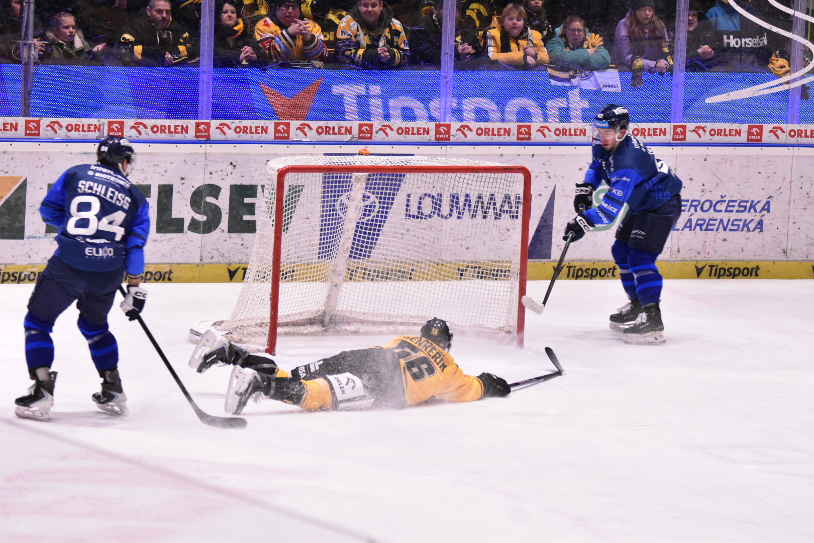 HOKEJ: Litvínov doma inkasoval osmkrát! Plzeň trestala i v oslabení