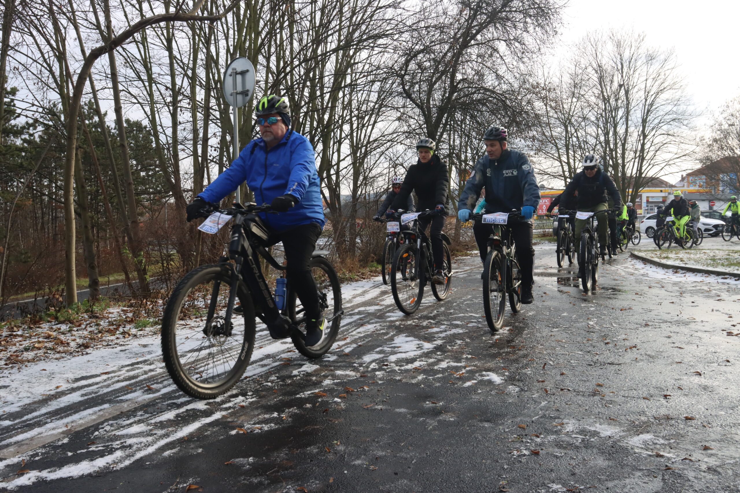FOTO: První den roku patřil v Mostě cyklistům