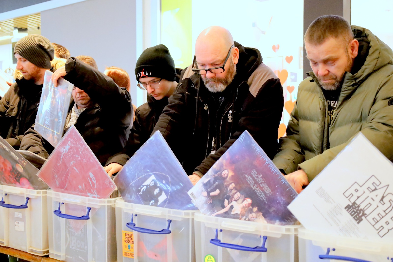 OBRAZEM: Central Most hostil oblíbenou burzu s bohatou nabídkou LP desek a CD