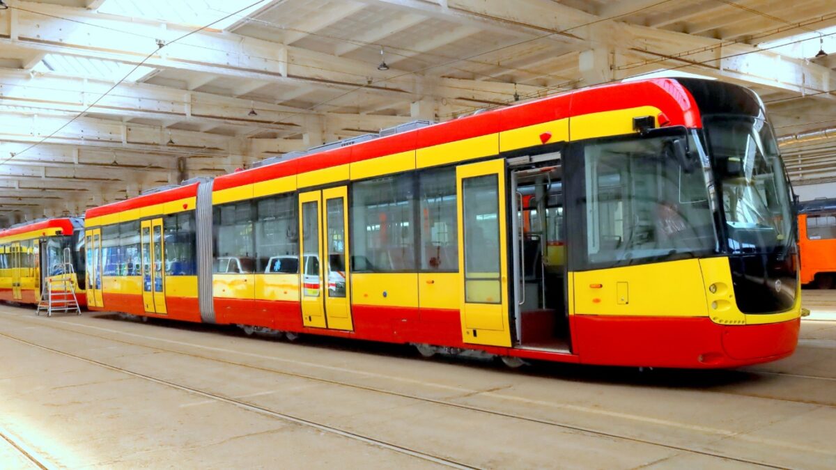 ZAJÍMAVOST: Moderní EVO2 v Mostě přibývají. Cestující čeká větší komfort