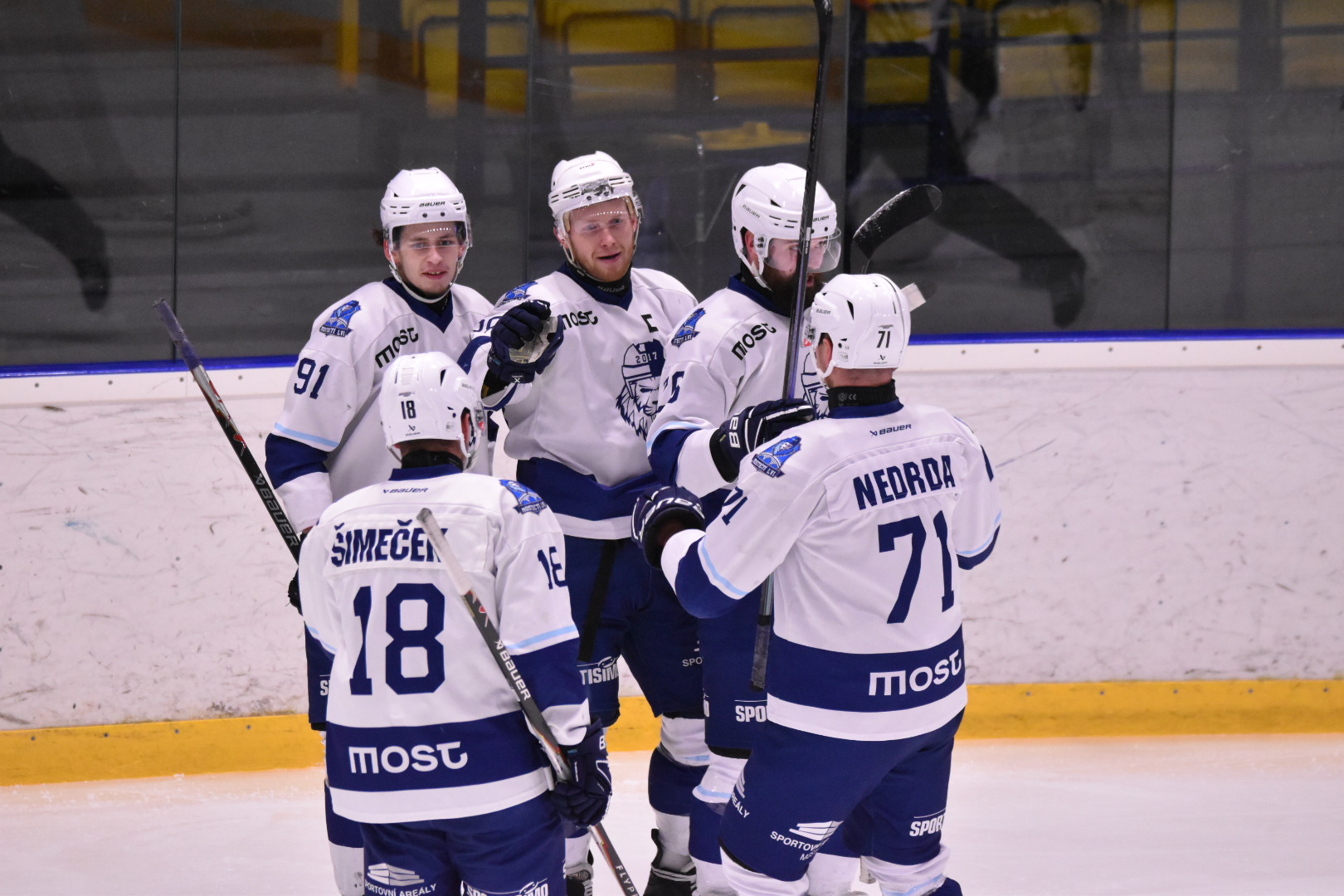 HOKEJ: Senzace na rozloučenou! Mostečtí hokejisté sestřelili první Příbram. Na play off ale nedosáhli