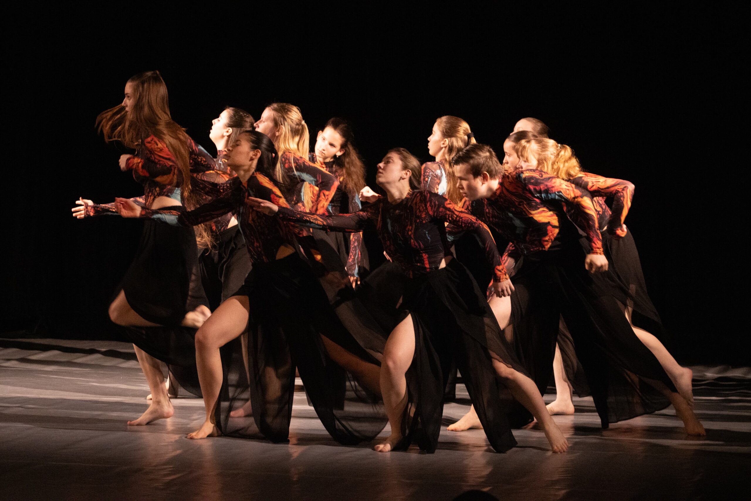 OBRAZEM: Most hostil čtvrtý ročník taneční přehlídky Spiramento