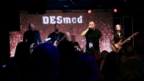 FOTO: V mosteckém Novém Obzoru vystoupila kapela DESmod