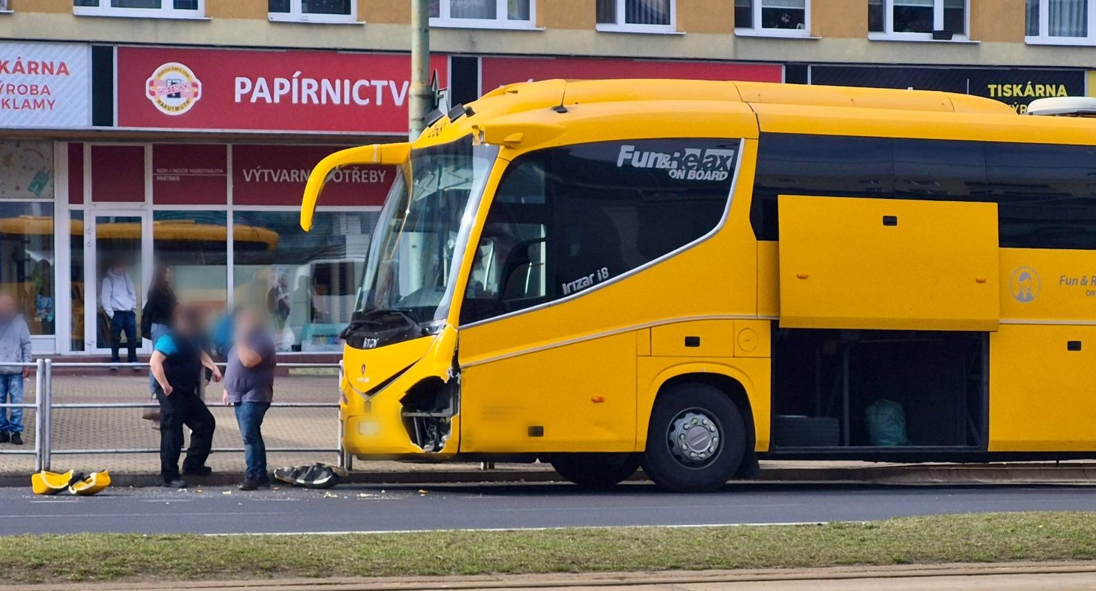 STALO SE: U Centralu se střetly dva autobusy