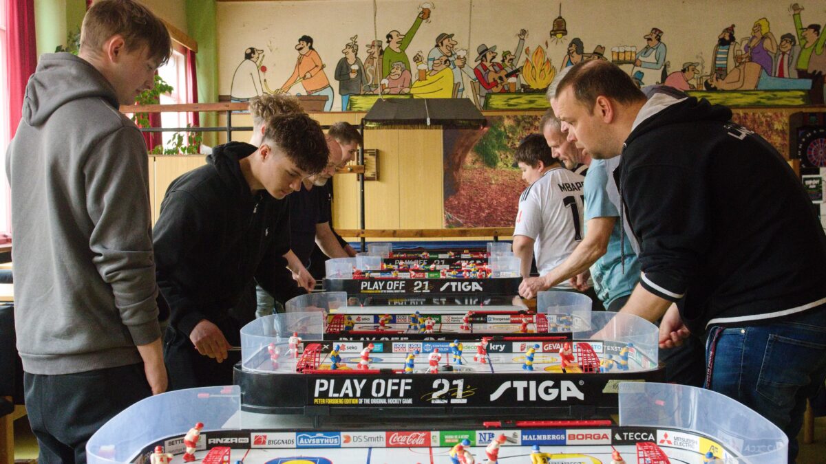 STOLNÍ HOKEJ: První letošní Stiga Cup v Severce ovládl Urban. Favorit Kavka skončil druhý