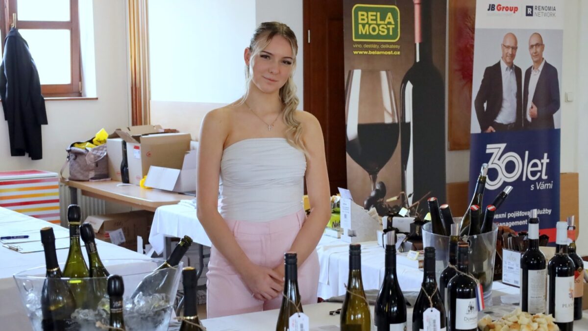 OBRAZEM: Milovníci vína zaplnili Benedikt při čtrnáctém ročníku Dnů vína