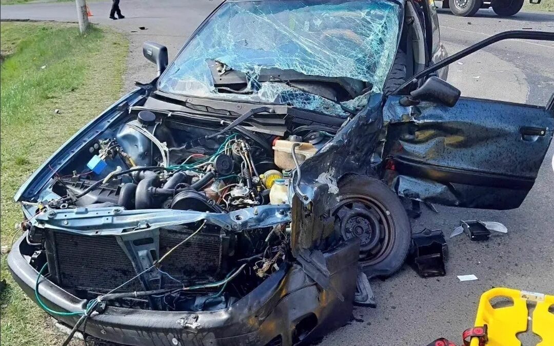 STALO SE: Vážná nehoda tří aut v Mostě! Dvě oběti, zasahoval i vrtulník