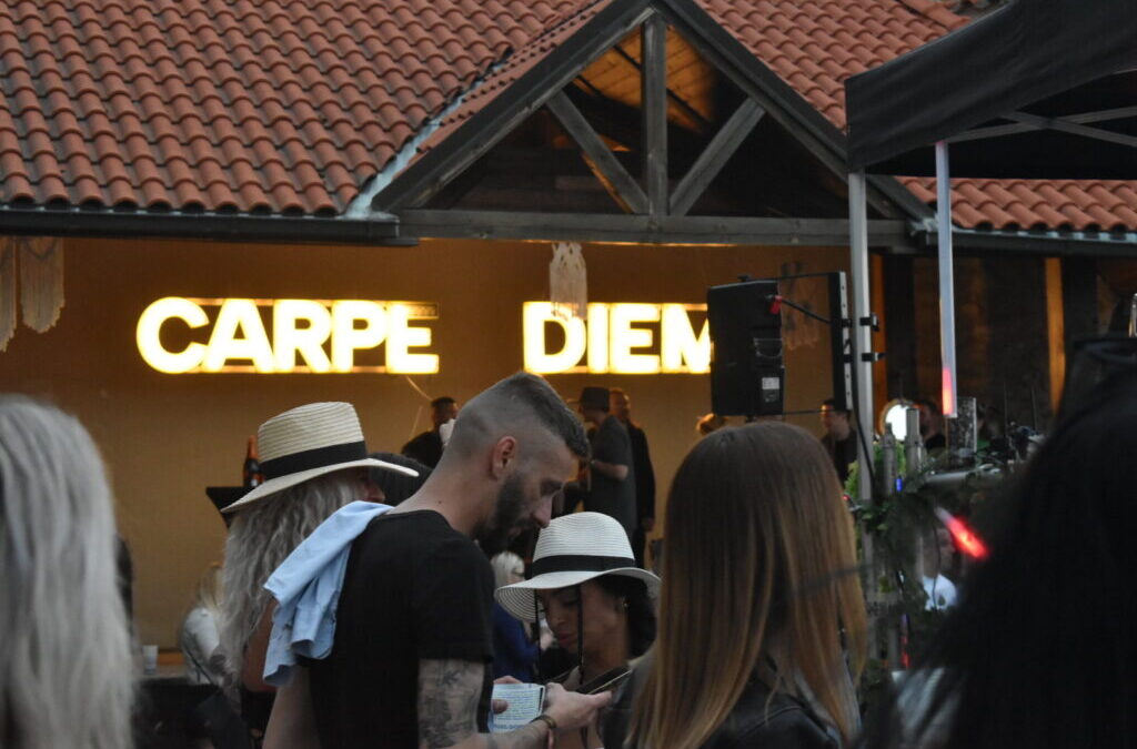 CHYSTÁ SE: Západ slunce, house a charita! Carpe Diem se vrací na Hněvín