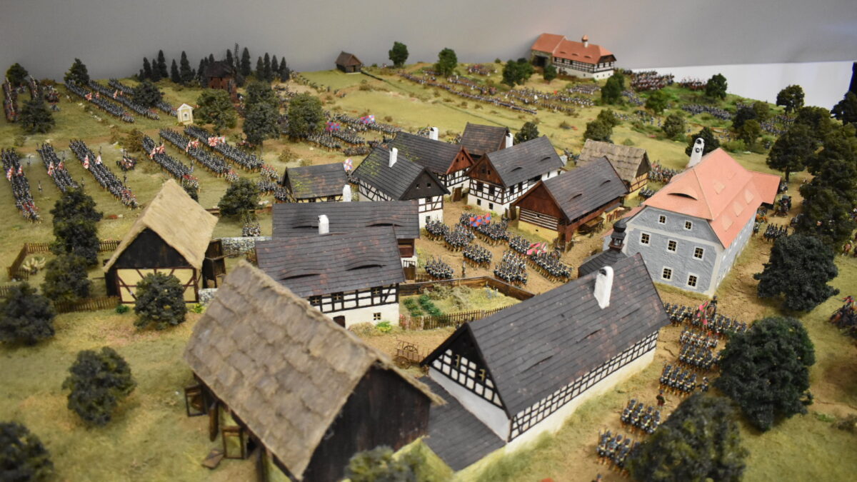 OBRAZEM: Mostecké muzeum ožilo modely. Výstava přináší i unikátní pohled na historickou bitvu