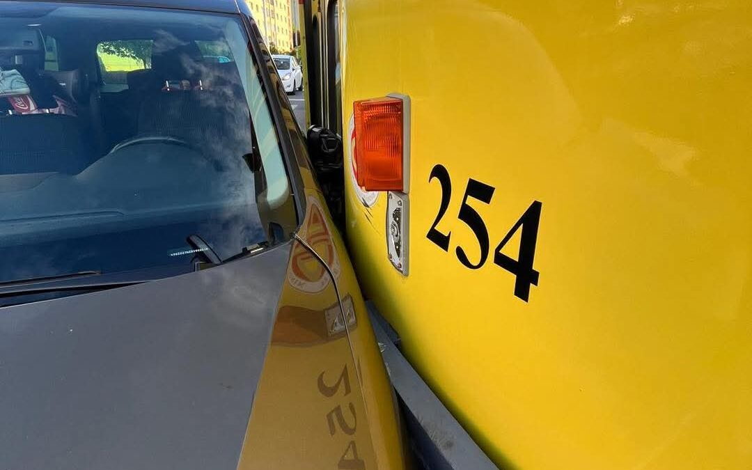 AKTUÁLNĚ: Nehoda omezila tramvajovou dopravu v Mostě! Cestující vozí náhradní autobusy