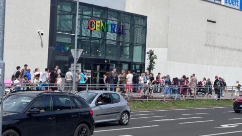 STALO SE: Poplach v Centralu vyhnal lidi ven. Nebezpečí se nepotvrdilo