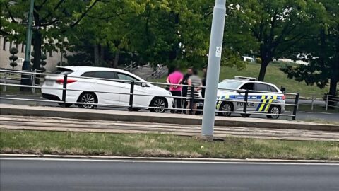 STALO SE: Řidič jel po Budovatelce v protisměru. Zastavila ho policie