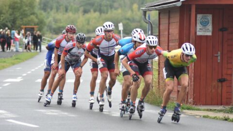 FOTO: Matylda patřila inline bruslařům. Republikový šampionát provázel déšť
