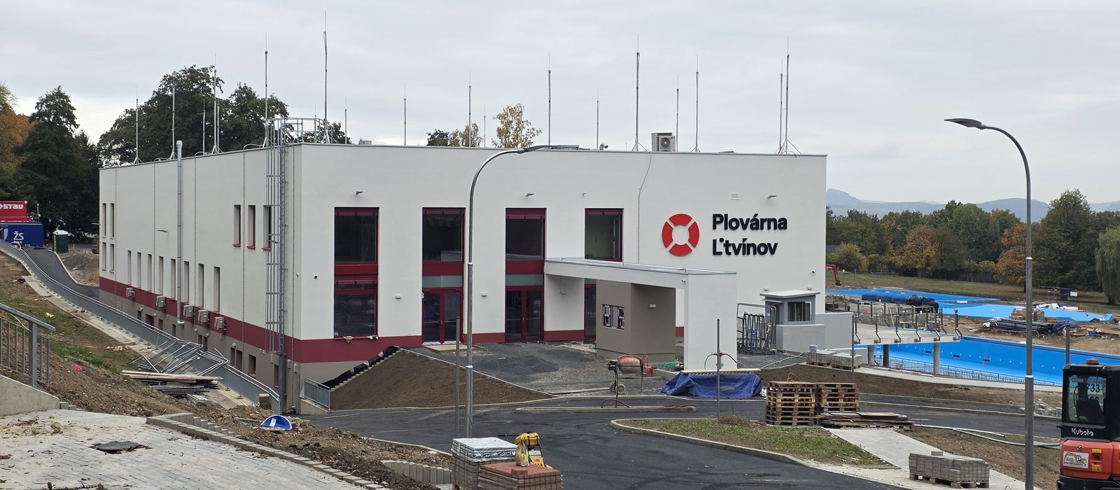 ZAJÍMAVOST: Litvínov vyhlíží otevření nové plovárny. Nový areál nabídne bazény, wellness i saunu