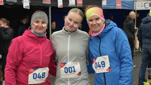 FOTO: Kolem jezera Most se běželo na počest republiky. Na start dorazily stovky sportovců