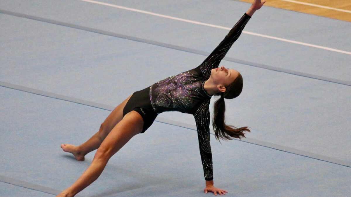 ZAJÍMAVOST: Mostecké gymnastky se představily na mistrovství republiky. Nejlépe si vedla Eliška Jakubcová